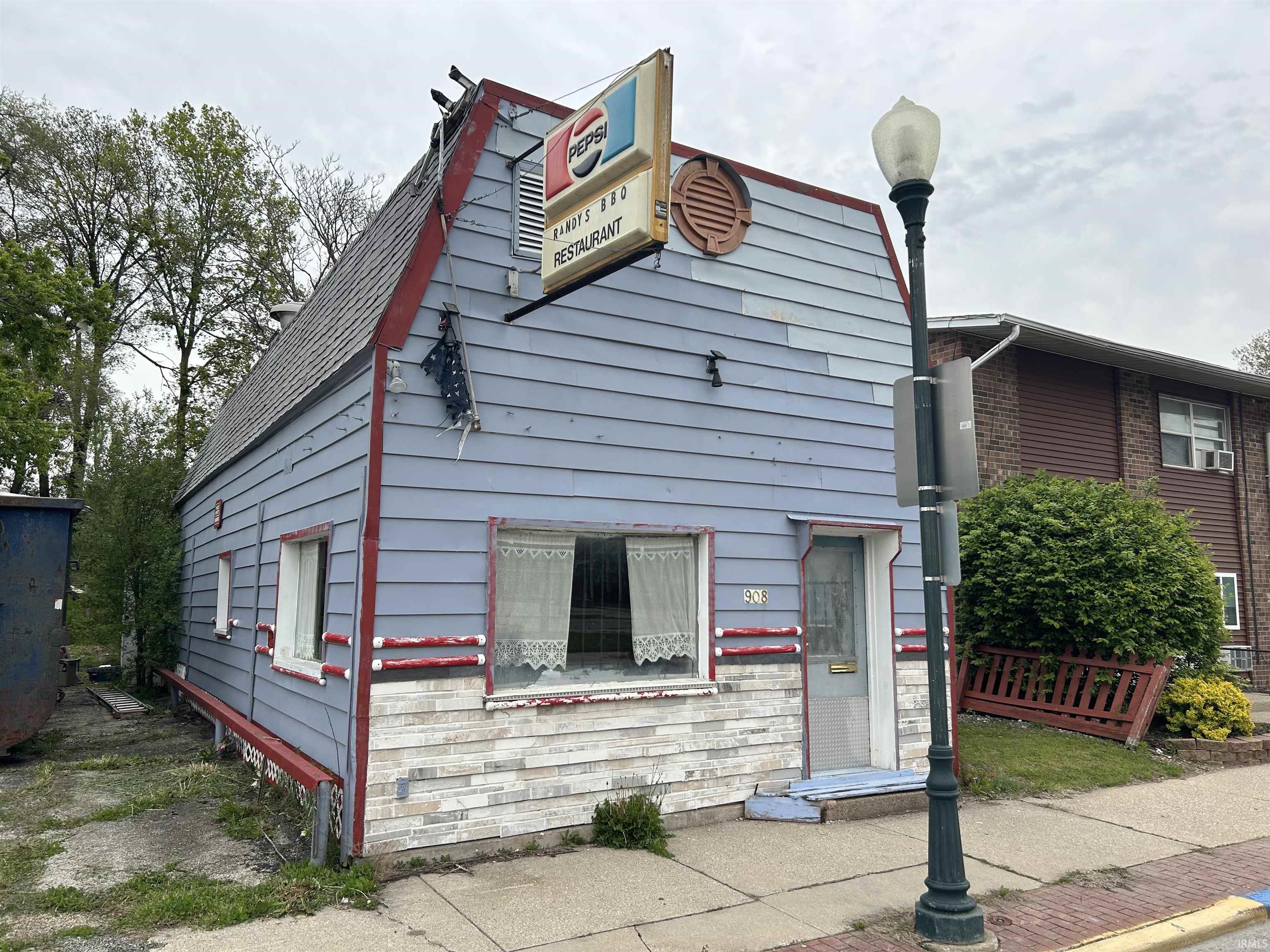 900 S Main Street Elkhart IN 46516
