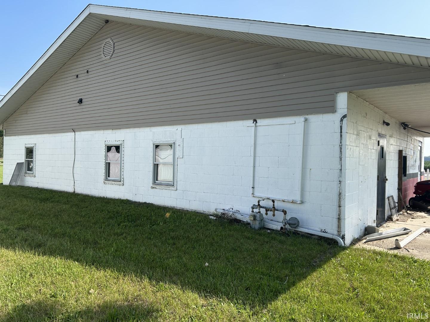 3729 E Shore Drive Bremen IN 46506