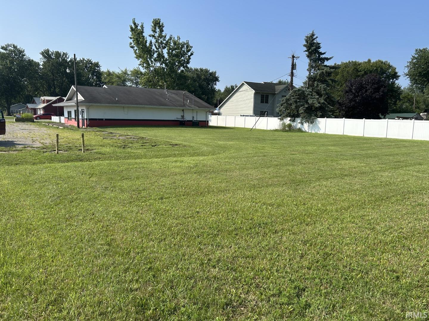 3729 E Shore Drive Bremen IN 46506