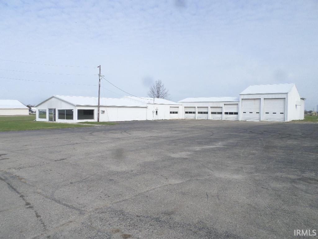 1230 E 4th Street Rochester IN 46975