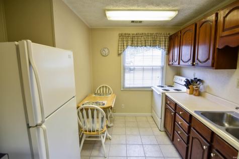 621 W Mill Road Evansville IN 47710