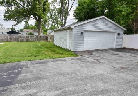621 W Mill Road Evansville IN 47710