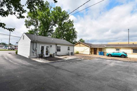 621 W Mill Road Evansville IN 47710