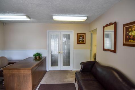 621 W Mill Road Evansville IN 47710