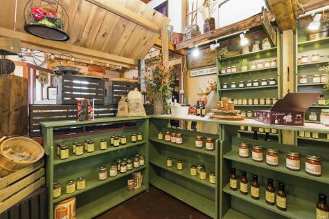 118 E Washington Street Nashville IN 47448