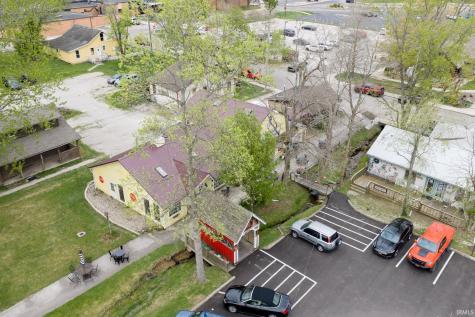 118 E Washington Street Nashville IN 47448