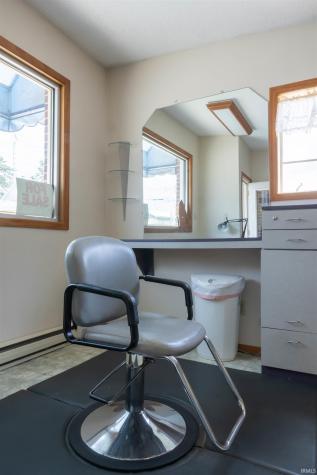 149 E Howard Street Parker City IN 47368