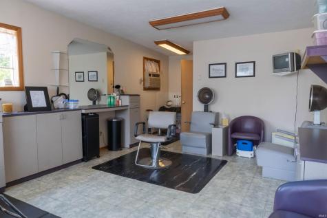 149 E Howard Street Parker City IN 47368