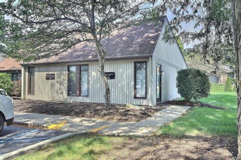3102 Mallard Cove Lane Fort Wayne IN 46804