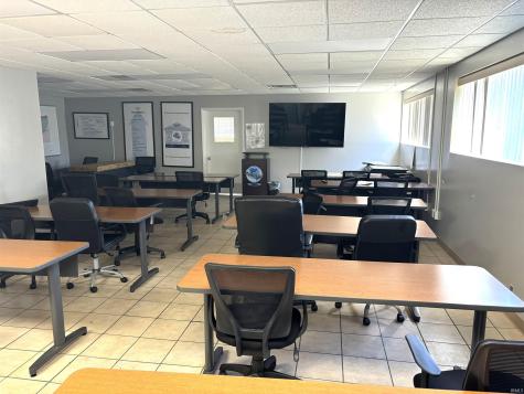 3401 W 8th Street Muncie IN 47302