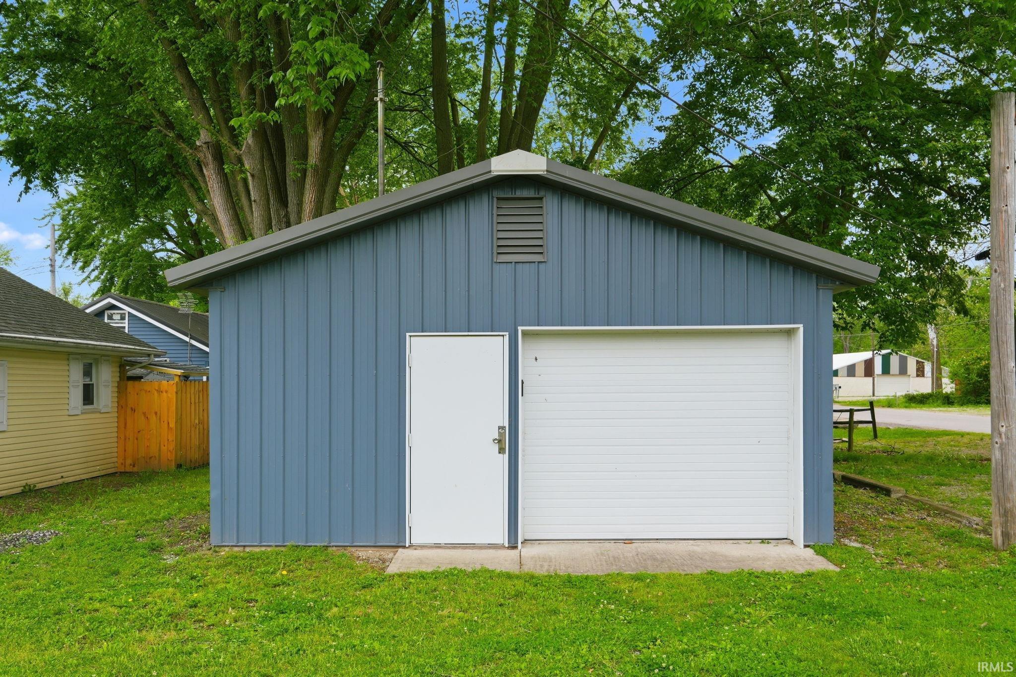 3774 N Barbee Road Warsaw IN 46582