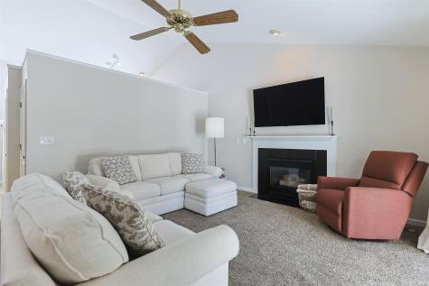 1911 Creekwood Drive South Bend IN 46635