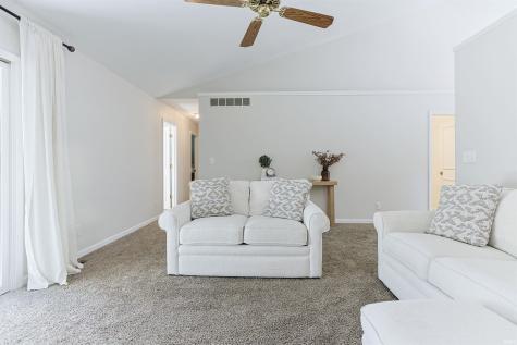 1911 Creekwood Drive South Bend IN 46635