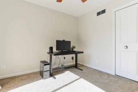 1911 Creekwood Drive South Bend IN 46635