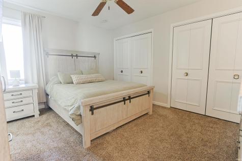 1911 Creekwood Drive South Bend IN 46635