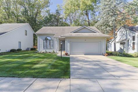 1911 Creekwood Drive South Bend IN 46635