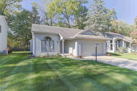 1911 Creekwood Drive South Bend IN 46635