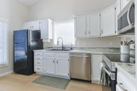 1911 Creekwood Drive South Bend IN 46635