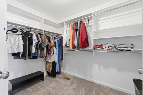 5218 Pigeon Creek Court Fort Wayne IN 46825