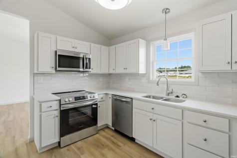 66 Cobblestone Boulevard Gas City IN 46933