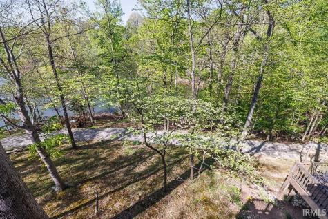 9405 S Pointe Lasalles Drive Bloomington IN 47401