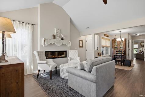 108 St Andrews Court Hartford City IN 47348