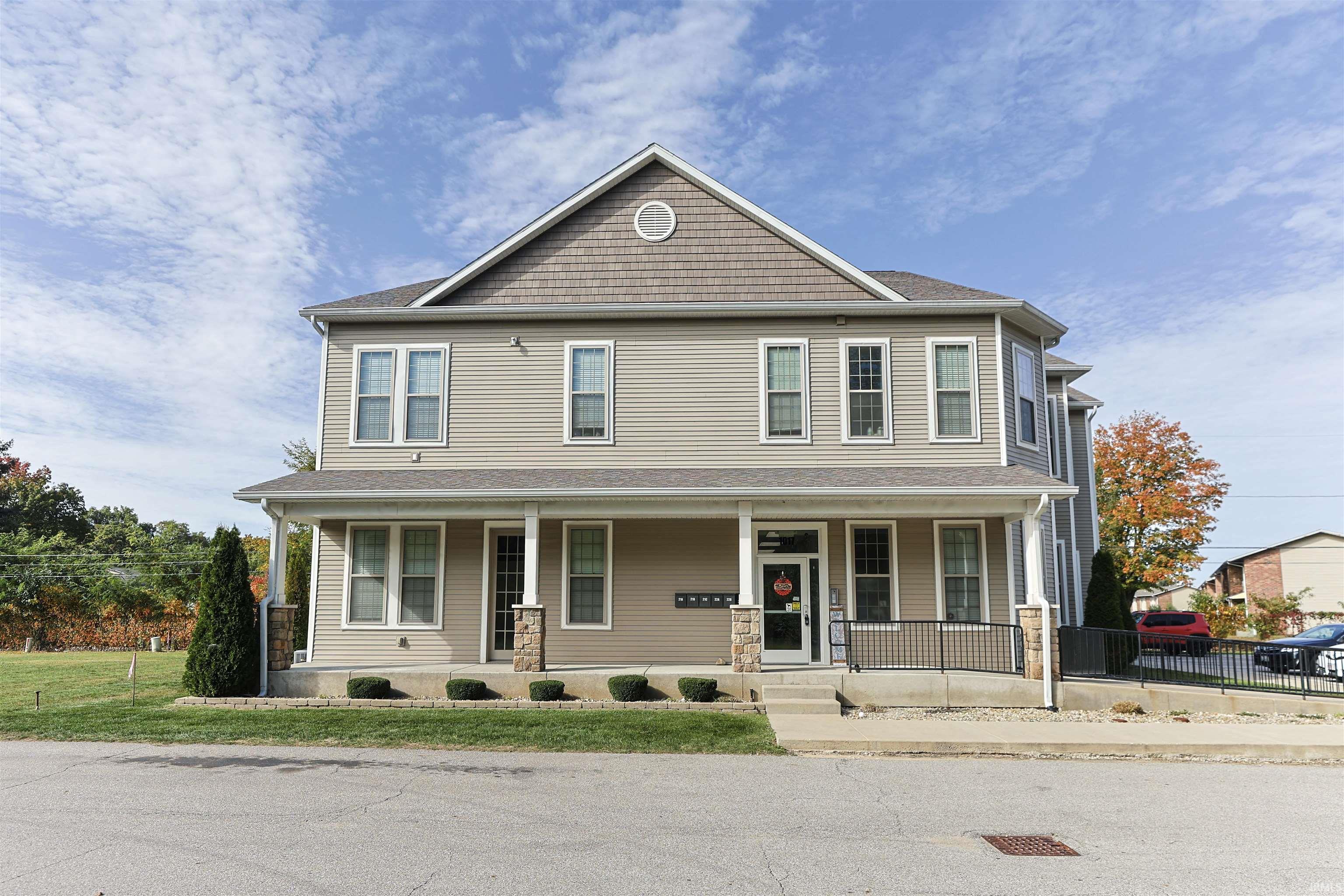 1017 Keenan Court South Bend IN 46615