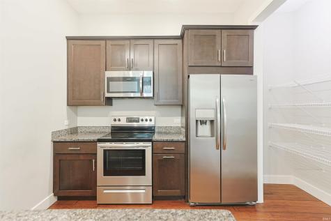1017 Keenan Court South Bend IN 46615