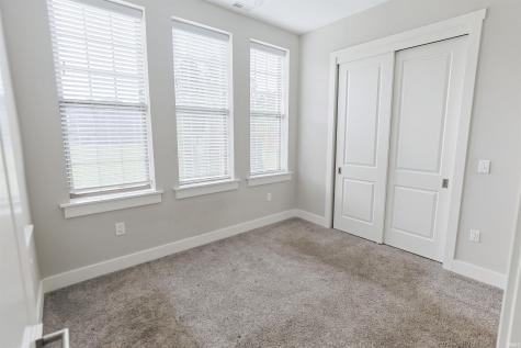 1017 Keenan Court South Bend IN 46615