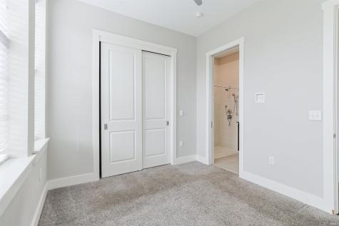 1017 Keenan Court South Bend IN 46615