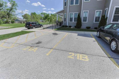 1017 Keenan Court South Bend IN 46615