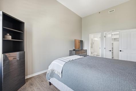 113 W Wayne Street Fort Wayne IN 46802