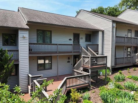2048 E Waters Edge Drive Bloomington IN 47401
