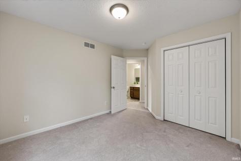 5676 W Vinca Lane Ellettsville IN 47429