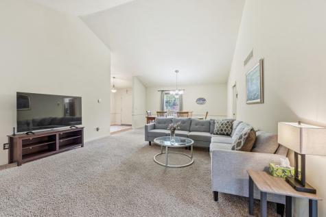 6215 Tamerlane Court South Bend IN 46614
