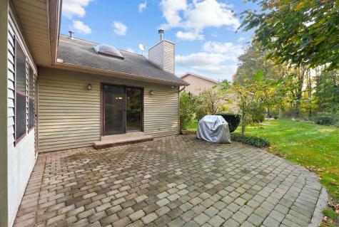 6215 Tamerlane Court South Bend IN 46614