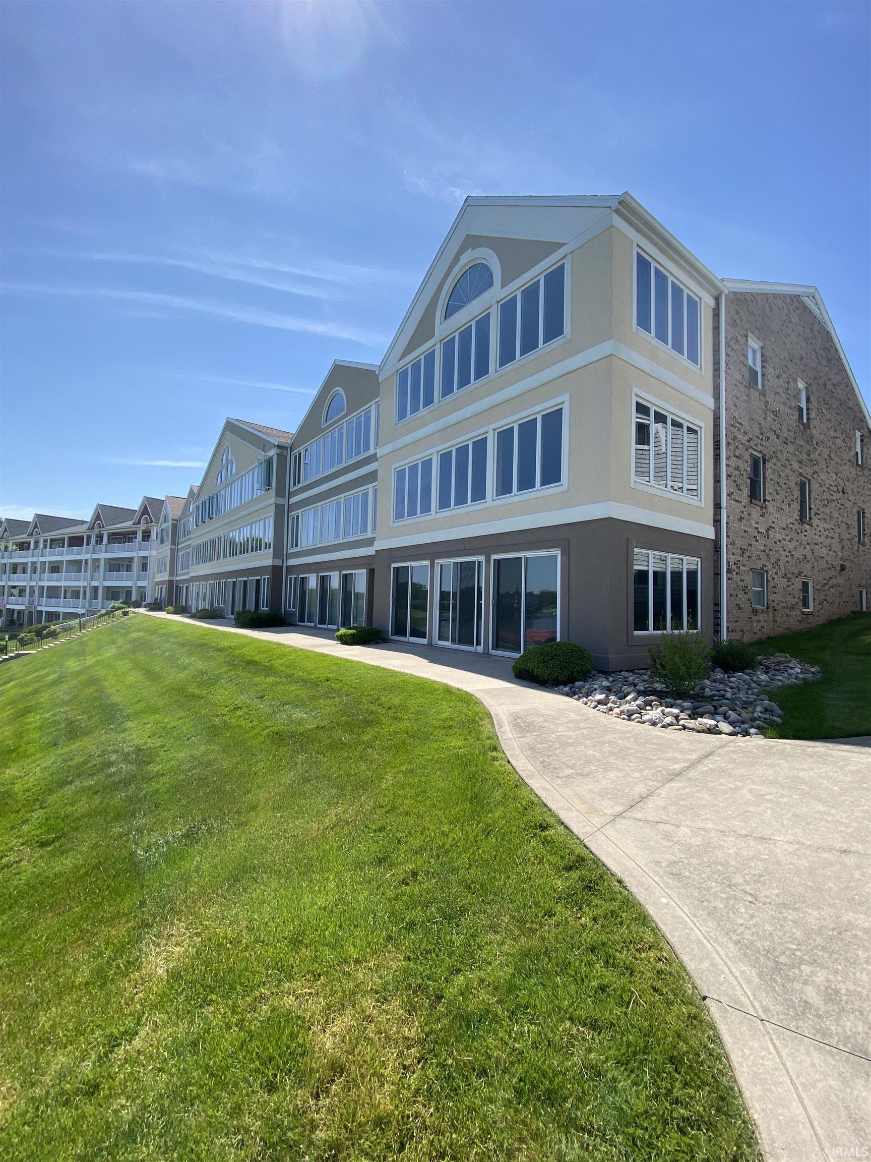 8986 E Hatchery Road Syracuse IN 46567