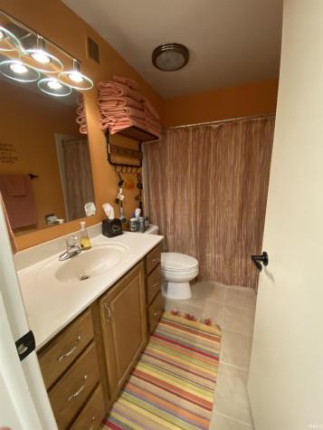 8986 E Hatchery Road Syracuse IN 46567