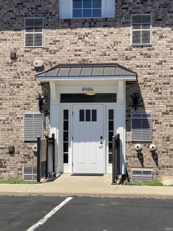 8986 E Hatchery Road Syracuse IN 46567