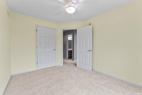 5817 Twynestel Circle Fort Wayne IN 46814