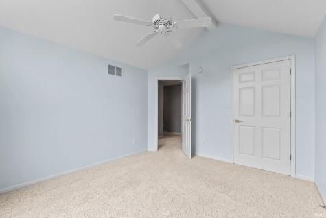 5817 Twynestel Circle Fort Wayne IN 46814