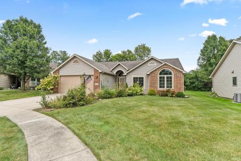 5817 Twynestel Circle Fort Wayne IN 46814