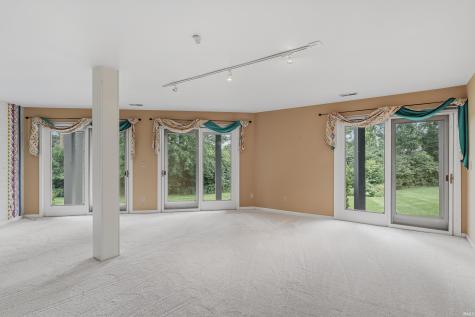 7126 Canalers Court Fort Wayne IN 46804