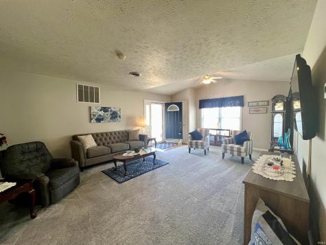 840 Wanut Ridge W Logansport IN 46947