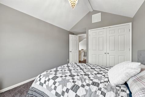 10035 Oak Trail Road Fort Wayne IN 46825