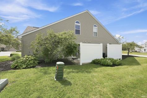 10035 Oak Trail Road Fort Wayne IN 46825