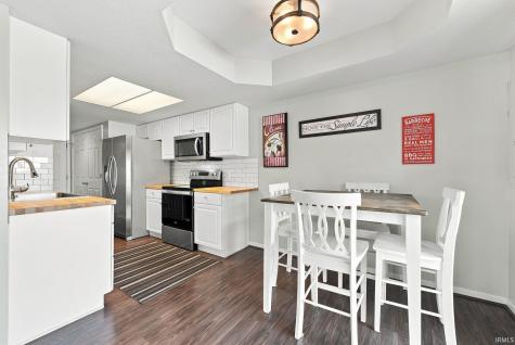 10035 Oak Trail Road Fort Wayne IN 46825