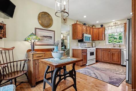 1676 Edgebrooke Court Goshen IN 46528