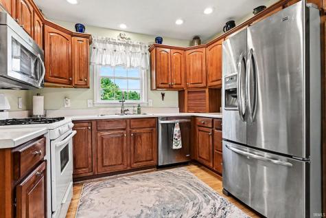 1676 Edgebrooke Court Goshen IN 46528