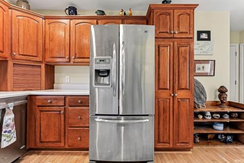 1676 Edgebrooke Court Goshen IN 46528